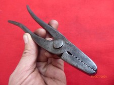 Pince monter cordonnier d'occasion Pince monter cordonnier d'occasion  Le Breil-sur-Mérize