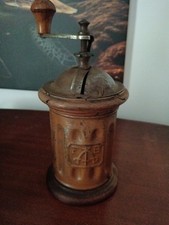 Antico macinacaffè manuale usato  Reggio Calabria