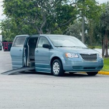2009 chrysler town for sale  Pompano Beach