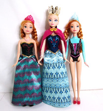 Roupas e coroas Disney Mattel bonecas Elsa e Anna Frozen 2 Anna 1 Elsa 12" comprar usado  Enviando para Brazil