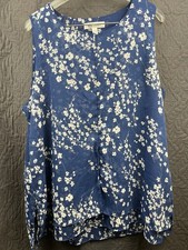 Blusa Christina B sem mangas dupla camada floral azul e branca tamanho GG fofa chique comprar usado Blusa Christina B sem mangas dupla camada floral azul e branca tamanho GG fofa chique comprar usado  Enviando para Brazil