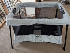 Baby björn travel d'occasion  Expédié en Belgium