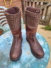 Ladies country boots for sale  WARE