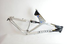 UNIVEGA RAM970 aluminiowa rama szosowa i tylny amortyzator rock shox sid!  VVGC ! na sprzedaż  PL