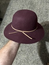100 wool wide for sale  Brentwood