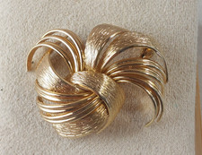 Ancienne broche métal d'occasion  Seingbouse