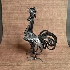 Grande escultura de galo de arte popular de ferro fundido – detalhe de pena levantada, 13" de altura comprar usado  Enviando para Brazil