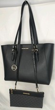 Usado, Conjunto Michael Kors MK 2 peças Charlotte bolsa tote grande e tiracolo (30R3GCFT3T) preta comprar usado  Enviando para Brazil