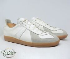 Scarpe ginnastica militari usato  Ercolano