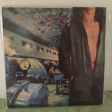 UFO Lights Out LP Vinyl 1977 Chrysalis Records LP CHR 1127 comprar usado  Enviando para Brazil