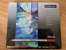 Lot crayons couleur d'occasion  Angers-