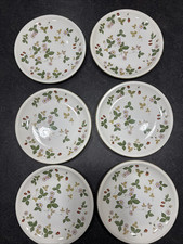 wedgwood dinner plates for sale  INGATESTONE