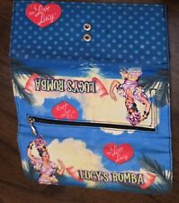 7.5 2006 purse for sale  Holiday