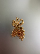 Broche couleur inès d'occasion  Le Chesnay