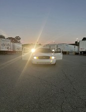 2009 ford crown for sale  Marina Del Rey