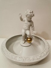 Bel centrotavola putto usato  Chiavari