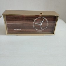Table clock clock d'occasion  Expédié en Belgium