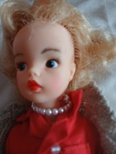 Beautiful blonde tammy for sale Beautiful blonde tammy for sale  DAVENTRY
