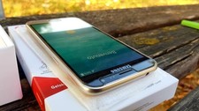 Smartphone samsung galaxy usato  Cuneo
