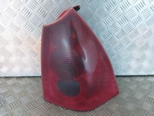 Feu arrière droit d'occasion Feu arrière droit d'occasion  Déols