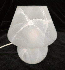 Lampada tavolo comodino usato  Sacile