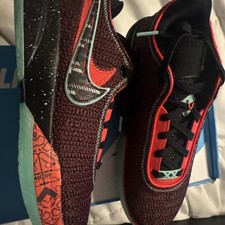 Nike lebron youth for sale  Nashville