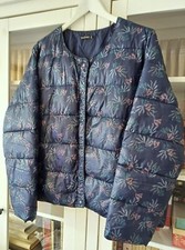 Jolie veste doudoune d'occasion  Six-Fours-les-Plages