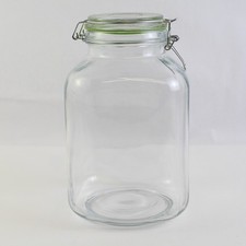 Unmarked medium clear for sale  Mcminnville