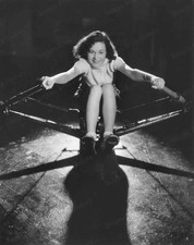 Máquina de remo retrato adolescente Maureen O'Sullivan impressão 8x10 comprar usado  Enviando para Brazil