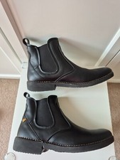 Naturalista mens yugen for sale  COLCHESTER