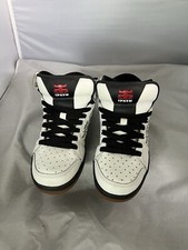 (Amostra) Sapatos de skate masculinos IPath Bigfoot couro branco e preto tamanho 9 Y2K comprar usado (Amostra) Sapatos de skate masculinos IPath Bigfoot couro branco e preto tamanho 9 Y2K comprar usado  Enviando para Brazil