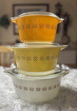 Vintage pyrex town for sale  Herrin