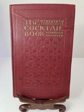 "The Cocktail Book A Sideboard Manual for Gentlemen." 1927 L.C. Page-St. Bolton comprar usado  Enviando para Brazil