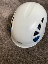 Petzl climbing helmet for sale  PONTEFRACT