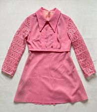 Vintage 1960’s Mini Vestido Mod Rosa Poliéster Manga de Renda Feminino Tamanho Pequeno comprar usado  Enviando para Brazil