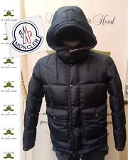 Moncler piumino unisex usato  Tribiano