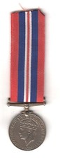 WAR MEDAL di GIORGIO VI - REGNO UNITO campagna 1939-1945 -nastrino originale comprar usado  Enviando para Brazil