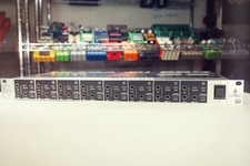 Caixa direta ativa Behringer DI800 V2 Ultra-DI Pro 8 canais comprar usado  Enviando para Brazil