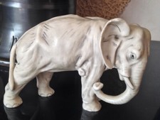 Belle sculpture porcelaine d'occasion  Ham