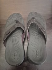 Schwarze zehentrenner crocs gebraucht kaufen  Dormagen