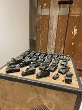 Lote de trabajo kits de modelos de juguete vehículos militares tanques del ejército miniatura Armourfast segunda mano  Embacar hacia Mexico