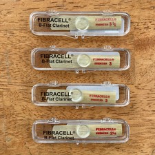 Palhetas de clarinete Fibracell Premier BB - Força 2 1/2 e 3 e 3 1/2 - 4 palhetas comprar usado  Enviando para Brazil