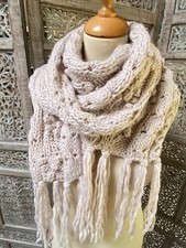 Longue écharpe mixte d'occasion Longue écharpe mixte d'occasion  Toulouse-