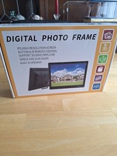 Digital photo frame for sale  SWINDON