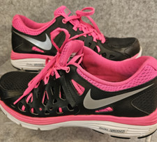 Usado, Tênis de corrida Nike Dual Fusion Run 2 feminino 8.5 tênis tênis rosa preto comprar usado  Enviando para Brazil