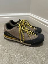 Merrell catalyst shoes for sale  LIVERSEDGE