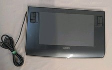 Wacom intuos graphics d'occasion  Expédié en Belgium