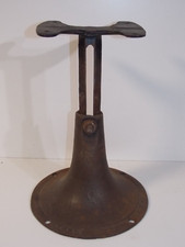 Antiga base de cadeira escolar industrial Kenny Bros Wolkins Boston ferro fundido ajustável comprar usado  Enviando para Brazil