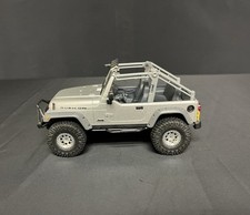 RV-MM LLC 1:34 Die Cast 2004 Silver Roll Cage Jeep Wrangler Rubicon comprar usado  Enviando para Brazil
