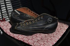 Chaussures sport anciennes d'occasion  Saint-Laurent-du-Var